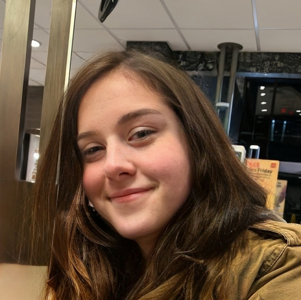 Meet your Posher, Alyson